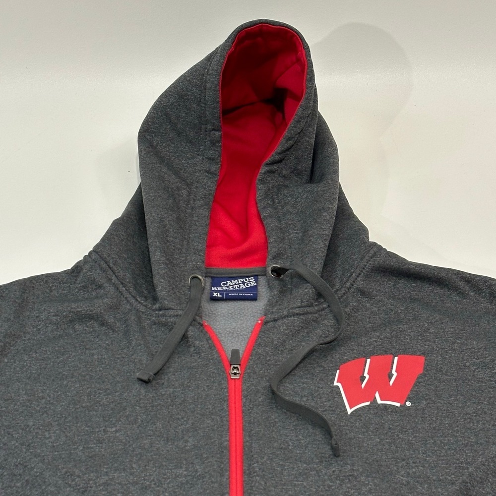 CAMPUS HERITAGE Wisconsin Men's Hoodie Charcoal Gray Size XL